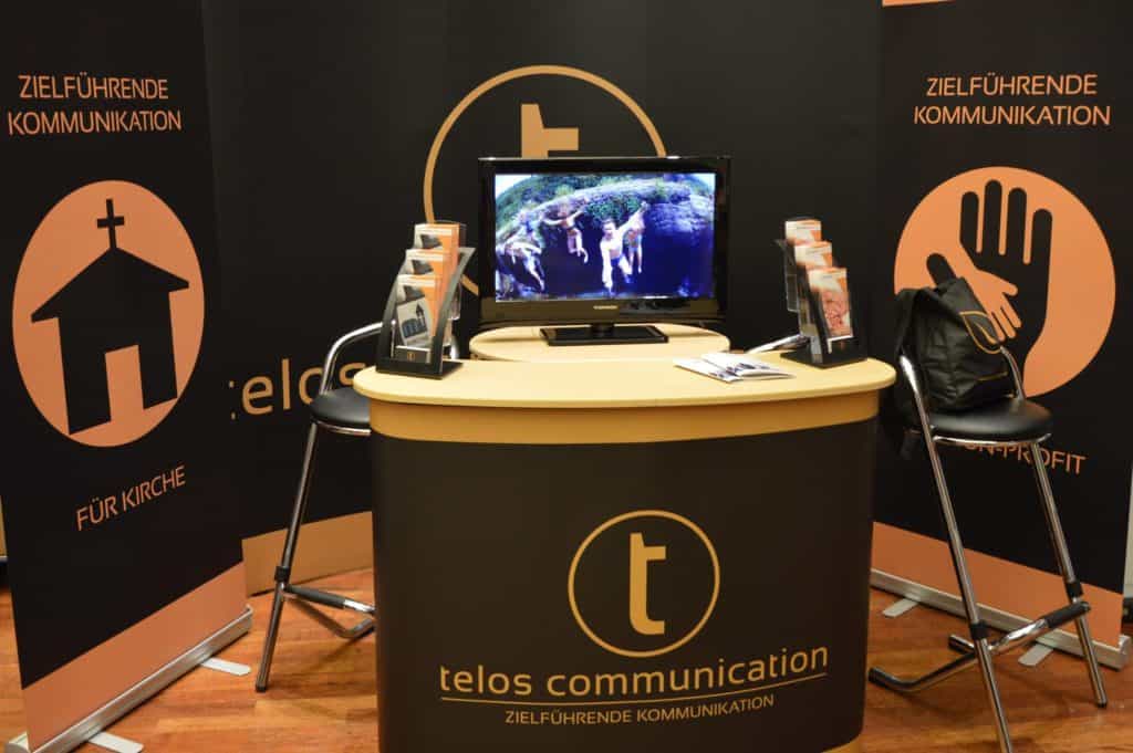 Infostand telos communication auf dem cologne business day